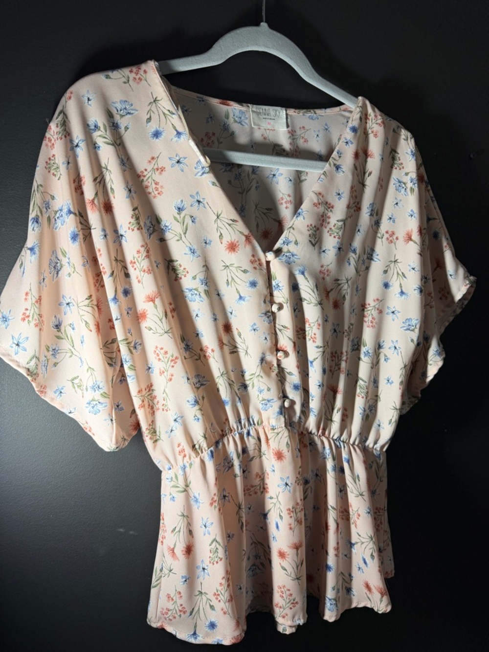 Sienna Sky Floral Blouse. Medium - Picture 2 of 7